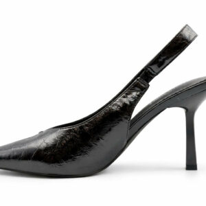 Zapato destalonado negro con tacón fino y punta afilada