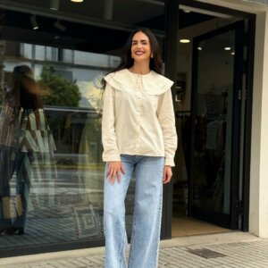 PANTALÓN VAQUERO TACHAS LATERALES