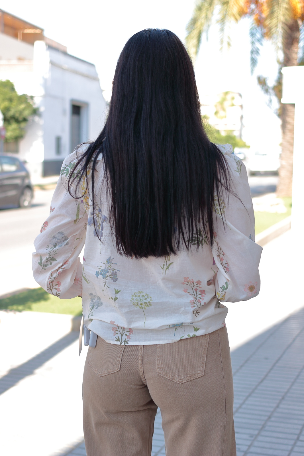 Blusa Azahara estampada – vista trasera Blusa floral mujer Azahara de manga larga vista trasera